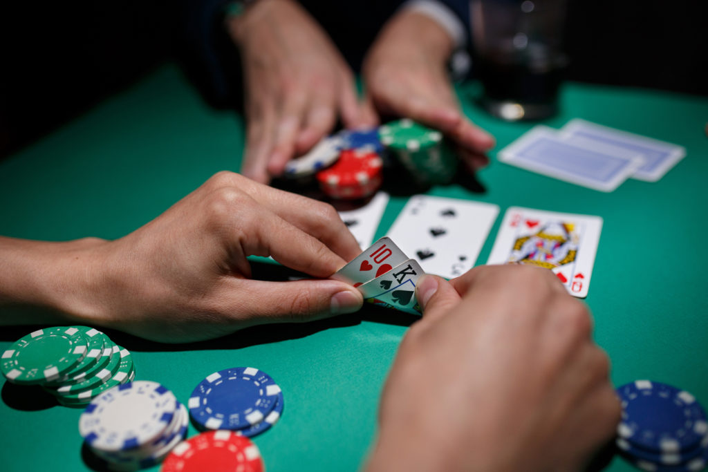The Benefits and Drawbacks of Playing at Crypto Casinos