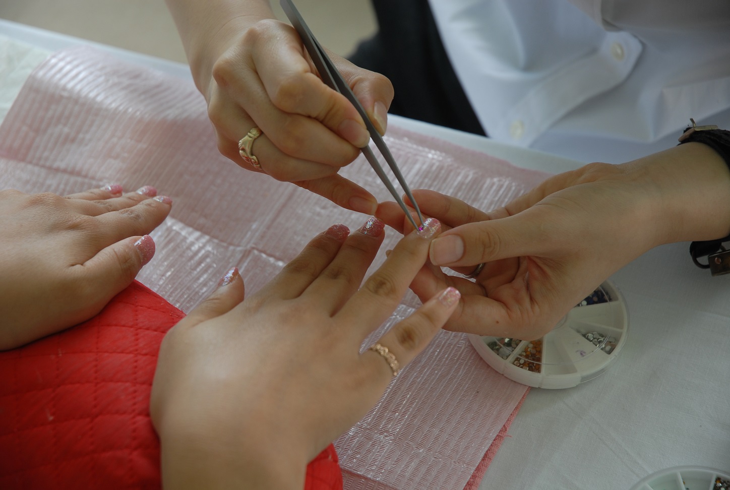 Experience Excellence: Nail Salons Setting the Standard